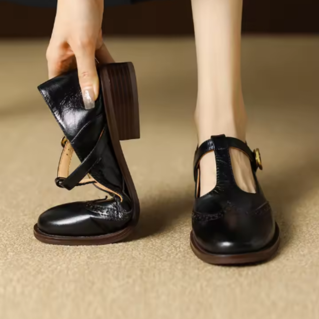 Amélie — Scarpe con Cinturino Classiche da Donna | Nico Milan
