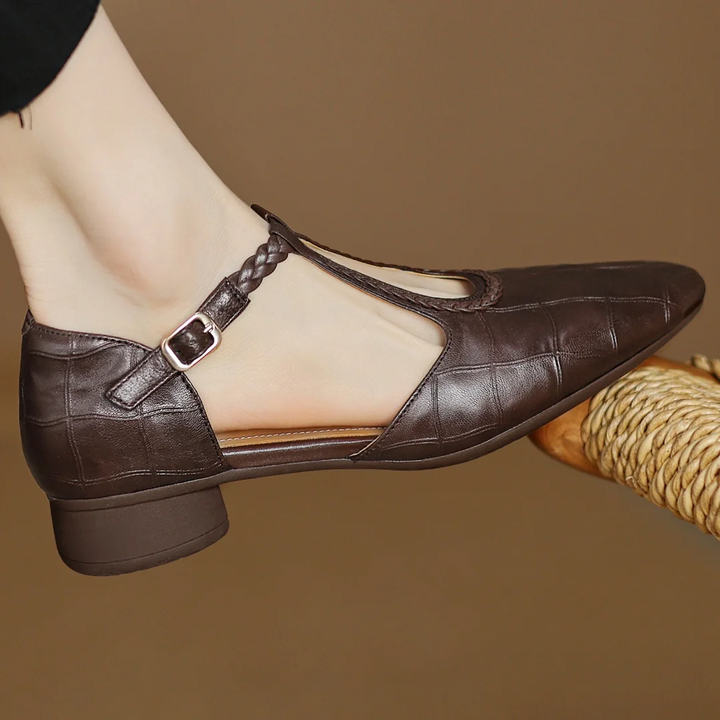 Greta — Scarpe Classiche in Pelle con T-Bar e Dettaglio Intrecciato | Nico Milan