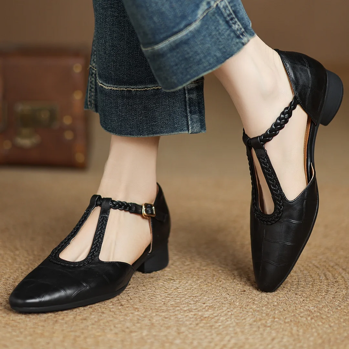 Greta — Scarpe Classiche in Pelle con T-Bar e Dettaglio Intrecciato | Nico Milan