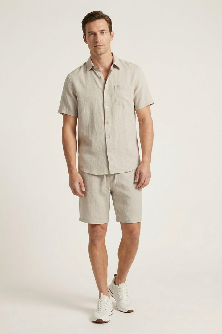 Camicia e Pantaloni Corti in Lino Beige di Verona