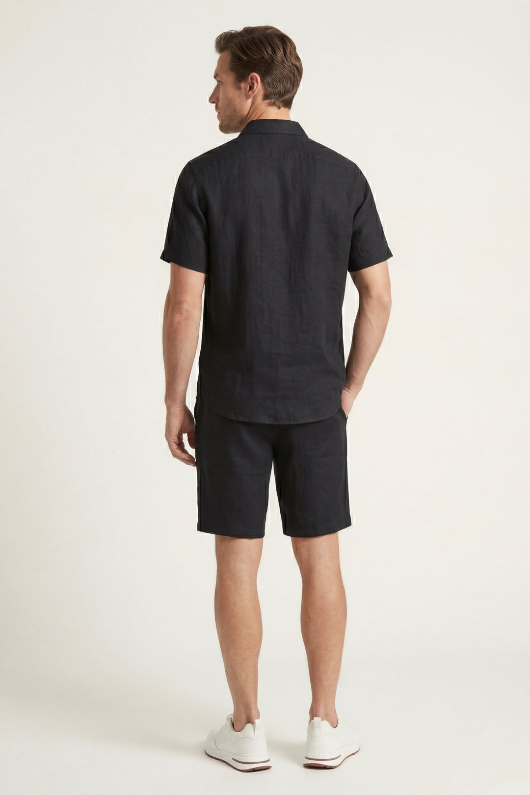 Camicia e Pantaloni Corti in Lino di Verona Nera