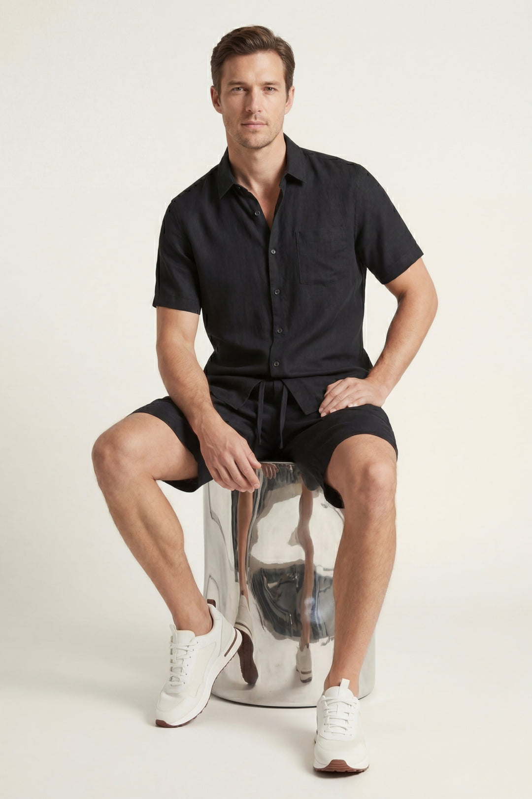 Camicia e Pantaloni Corti in Lino di Verona Nera