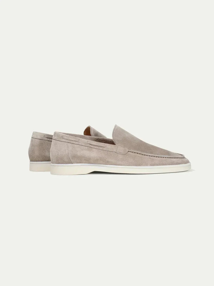 Mocassino Classico in Camoscio Grigio Chiaro