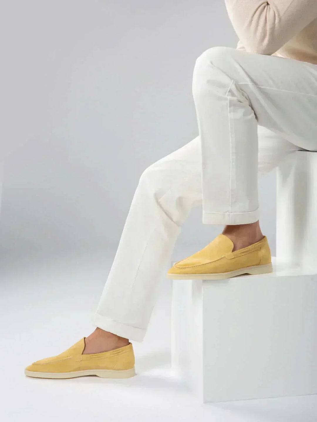 Mocassino Classico in Camoscio Giallo Agrume